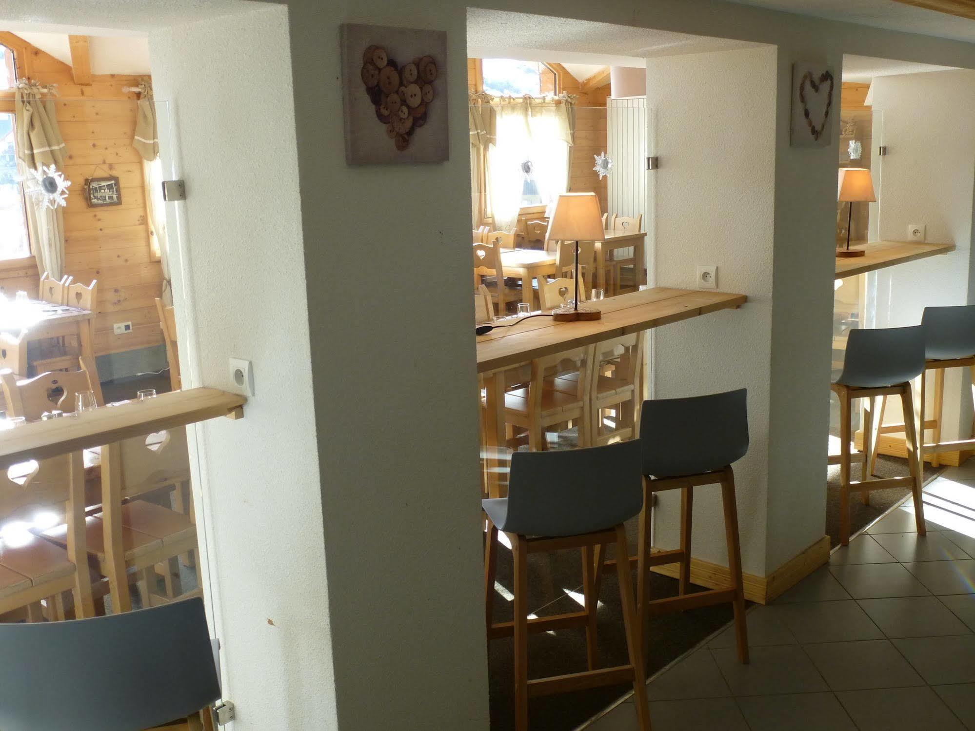 Hotel Lac Bleu 1650 แซ็ง-ฟร็องซัว-ลองฌองป์ ภายนอก รูปภาพ
