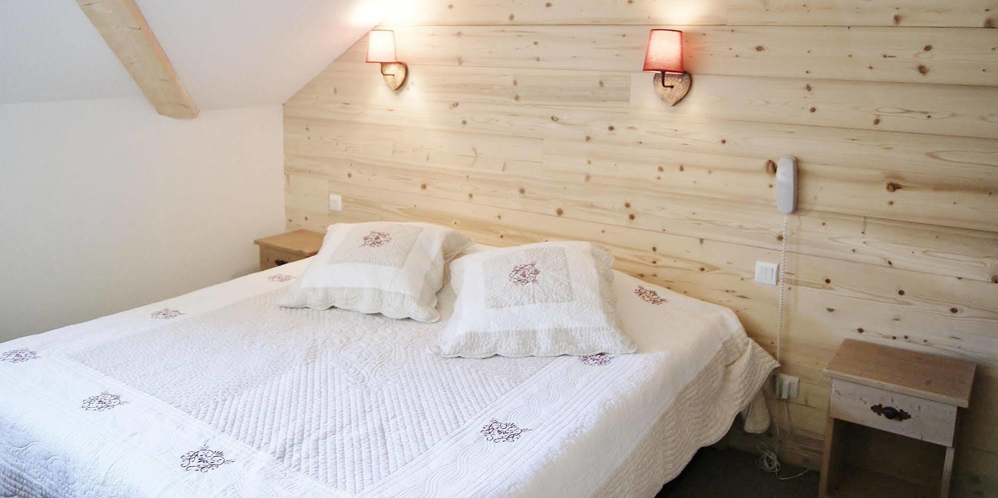 Hotel Lac Bleu 1650 แซ็ง-ฟร็องซัว-ลองฌองป์ ภายนอก รูปภาพ